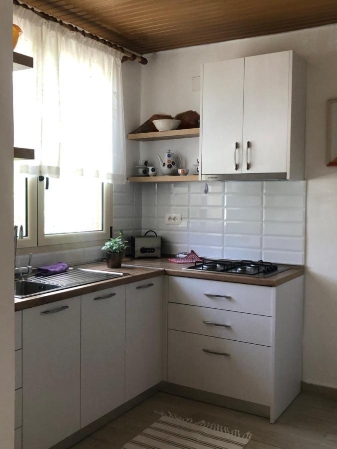 Olive House. Hotel Vlore Luaran gambar